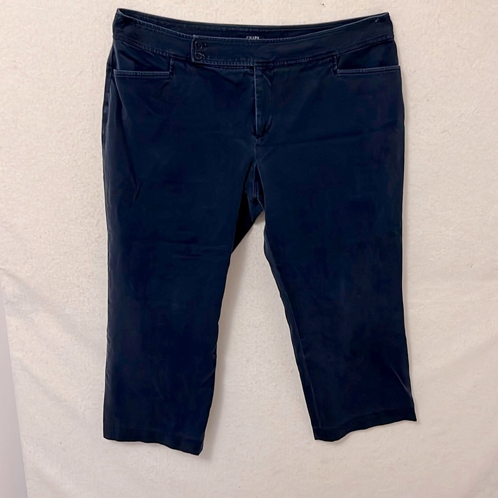 CHAPS 20w Navy chinos. Side buttons at waist